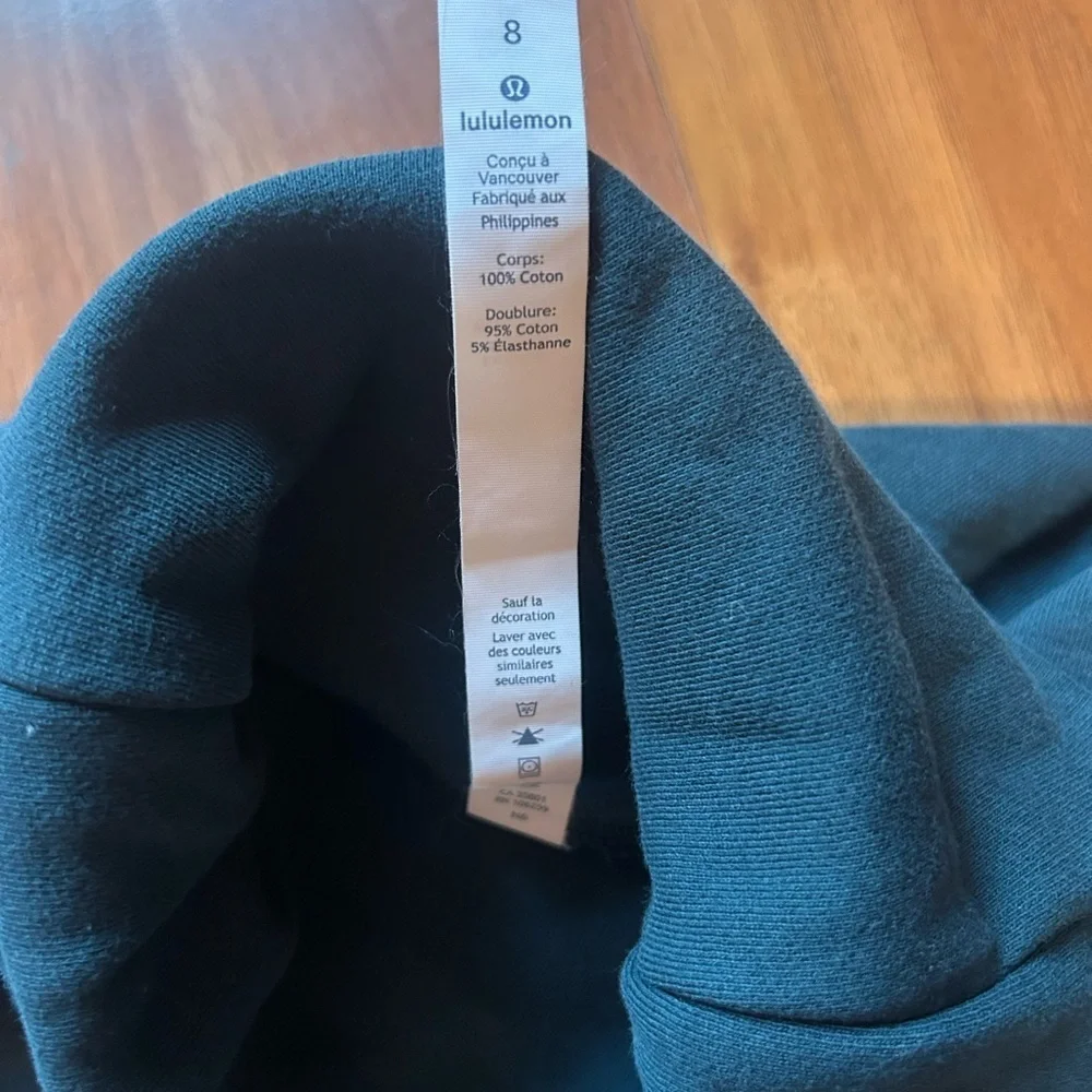 Lululemon Athletica Deep Blue Turtleneck Sweater